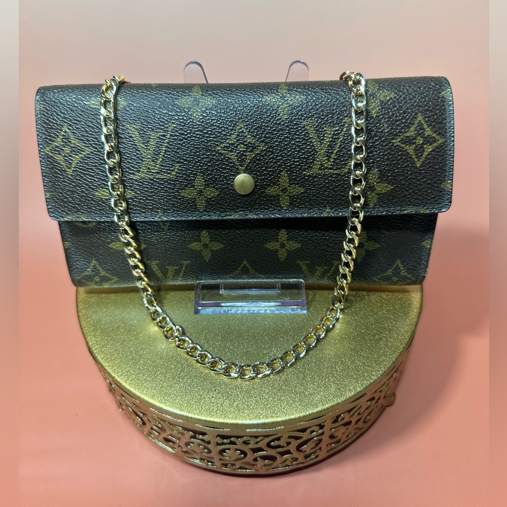 Louis Vuitton Long Leather Wallet in Brown Monogram